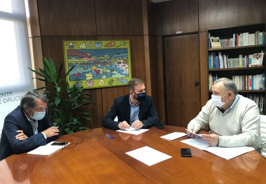O delegado da Xunta e o alcalde da Laracha estudian posibles melloras no transporte escolar en 3 centros educativos do concello